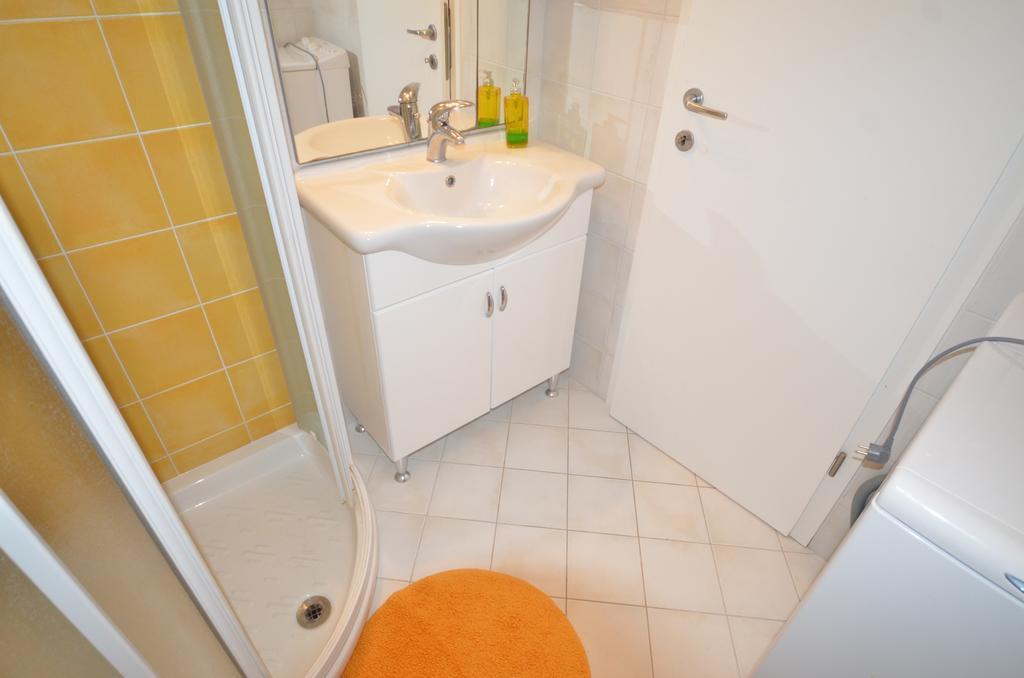 Apartment Anna Borik Rovinj Luaran gambar